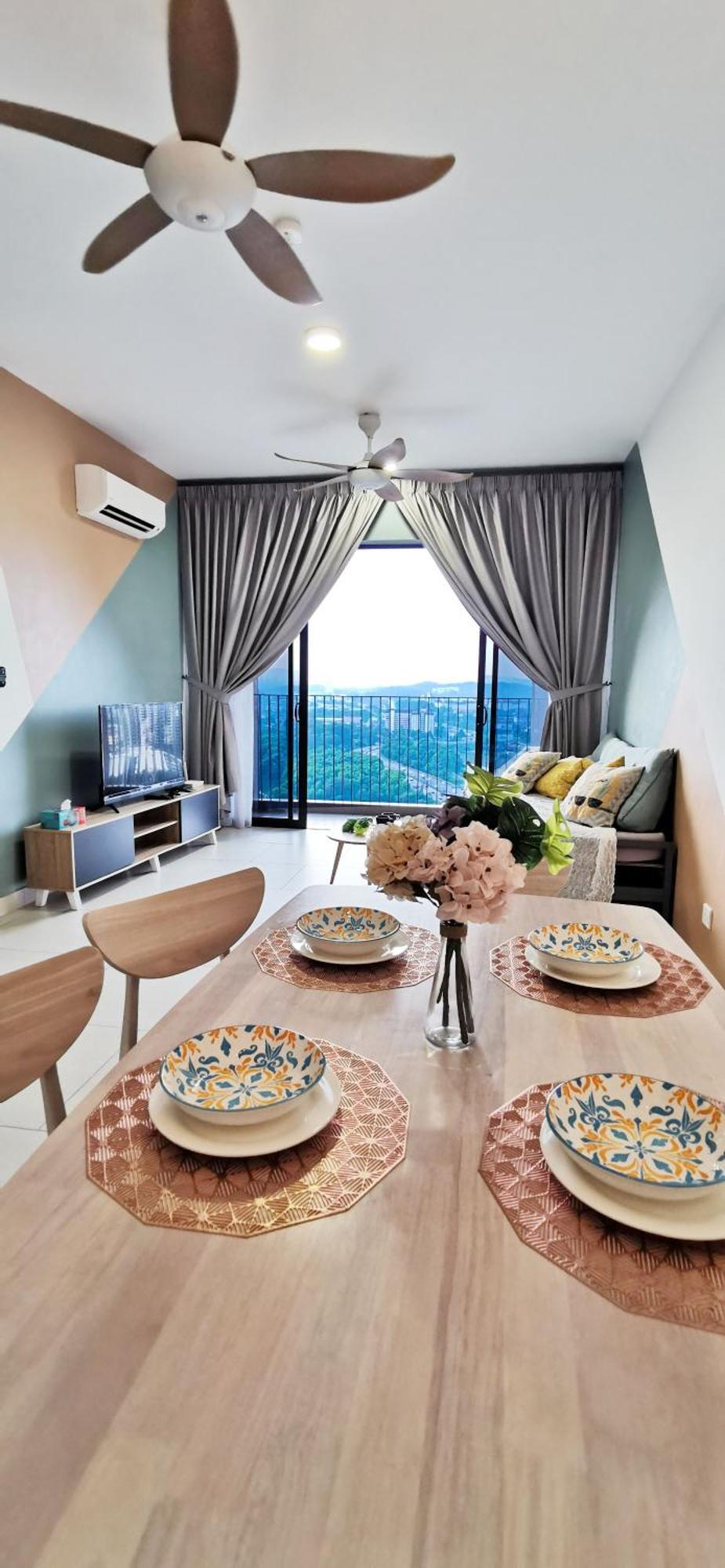 Astetica Pool & Lake View High Floor 100Mbps Wifi Netflix Seri Kembangan Bilik gambar